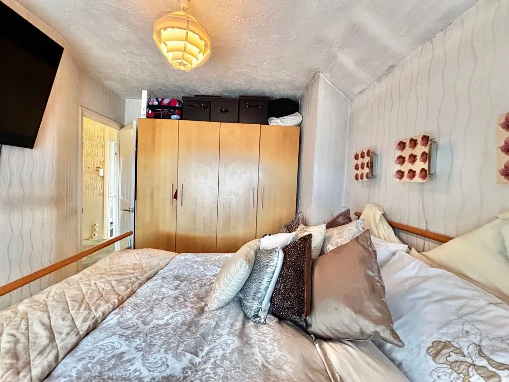 Rowdale Road, Great Barr, B42, photo 17