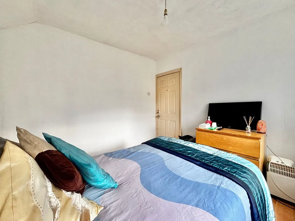 Rowdale Road, Great Barr, B42, photo 14