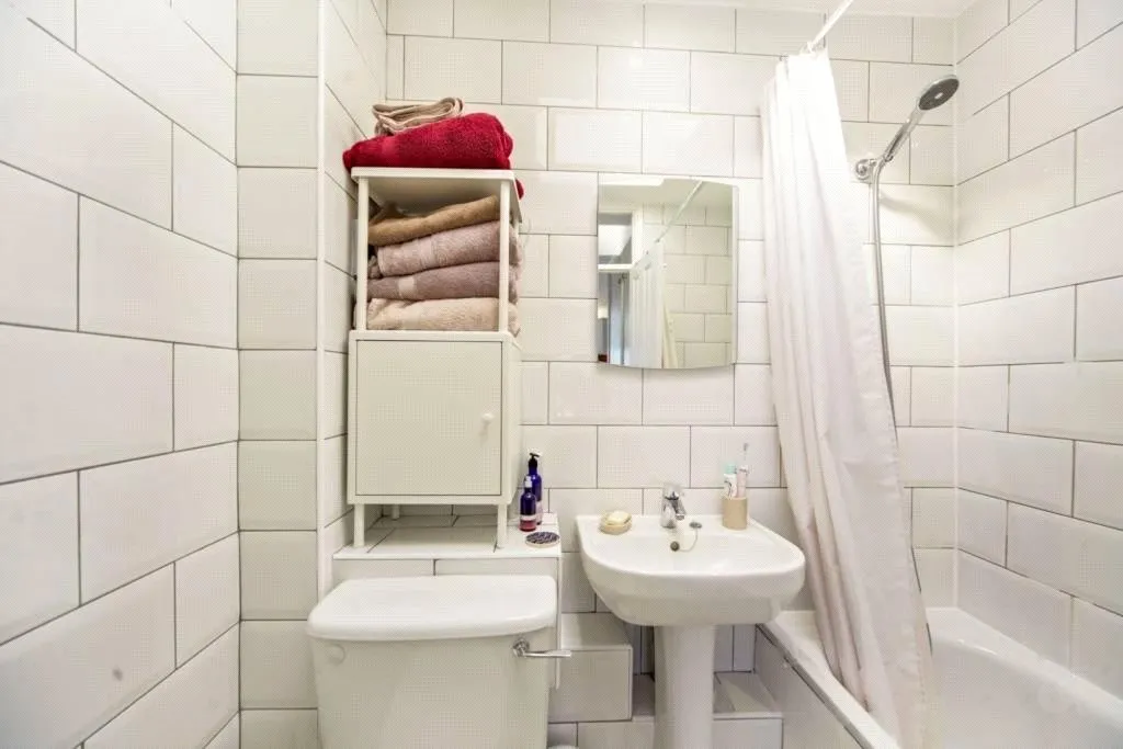 Leigham Court Road, London, SW16, photo 5