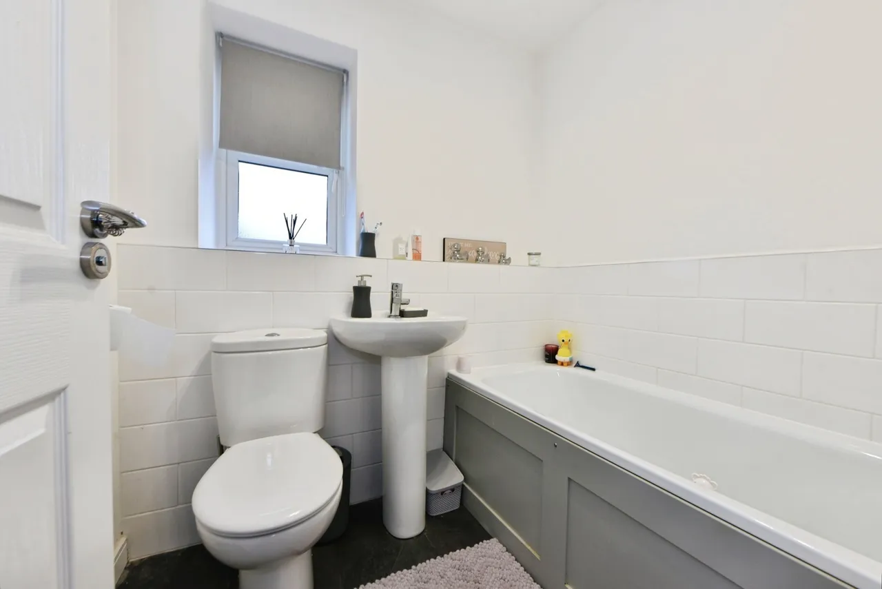 Cassidy Way, Eccles, Manchester, Greater Manchester, M30, photo 13