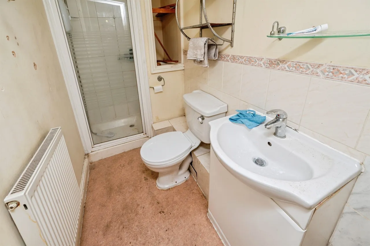 Tolsey Lane, Tewkesbury, GL20, photo 8