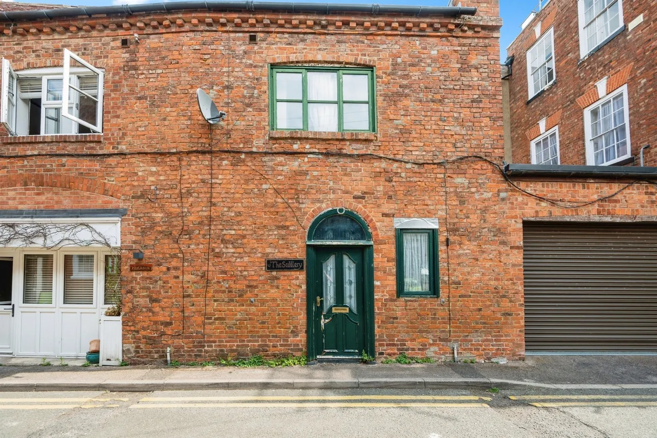Tolsey Lane, Tewkesbury, GL20, photo 17