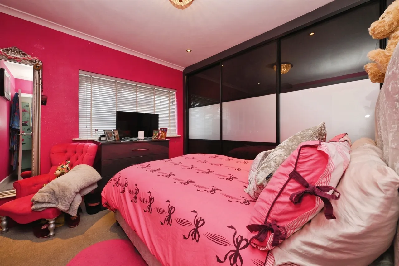 Stortford Road, Hoddesdon, photo 11