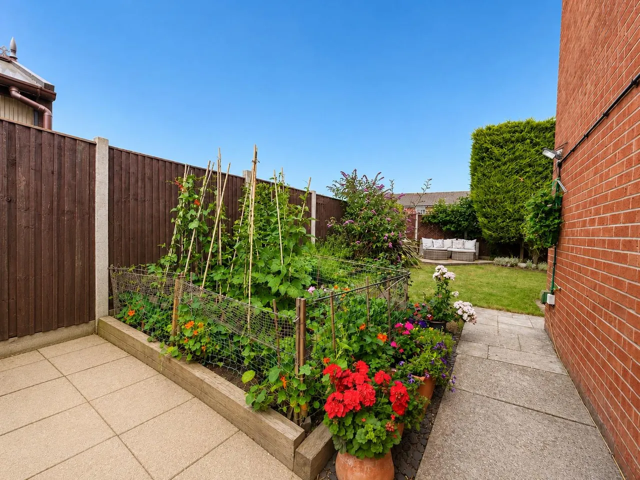 Halls Court, Dunston, LN4, photo 16