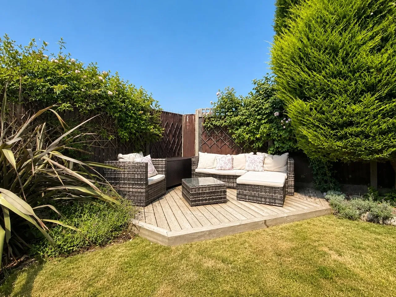 Halls Court, Dunston, LN4, photo 15