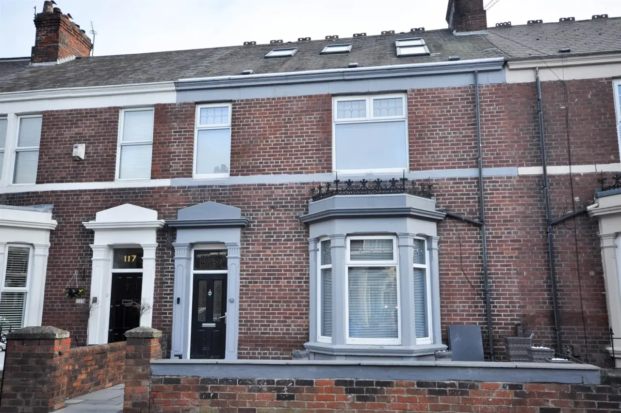 5 bed house for sale, Bede Burn Road, Jarrow, NE32