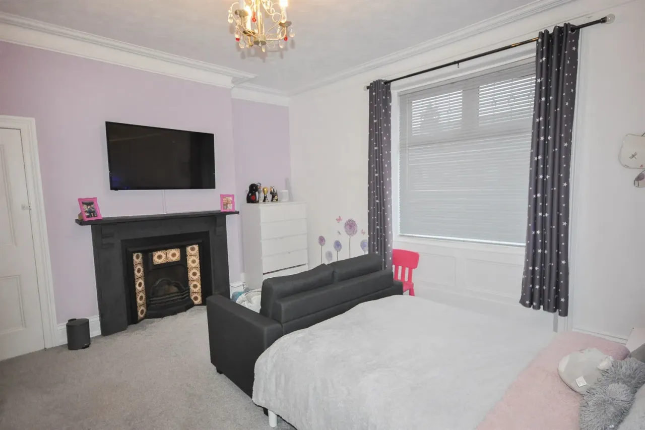 Bede Burn Road, Jarrow, NE32, photo 9