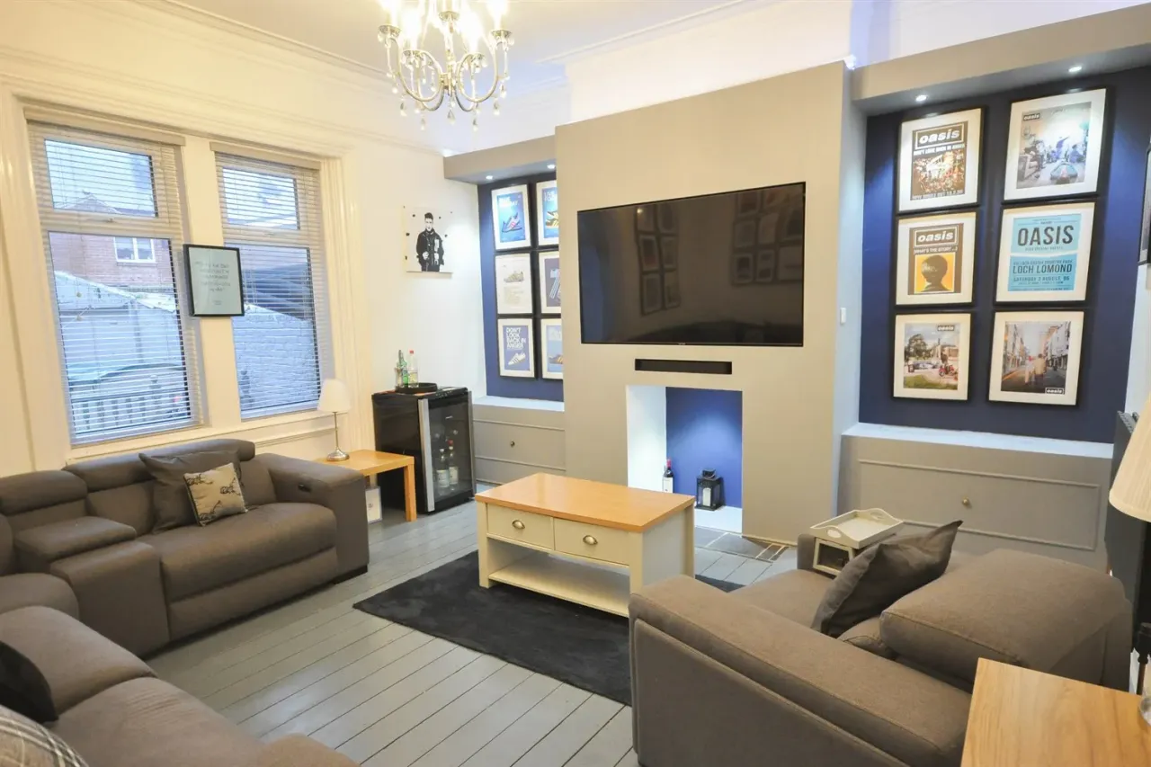 Bede Burn Road, Jarrow, NE32, photo 4