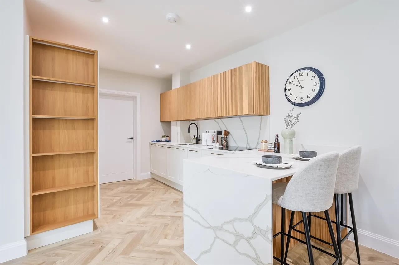 Hillbury Road, Warlingham, CR6, photo 5