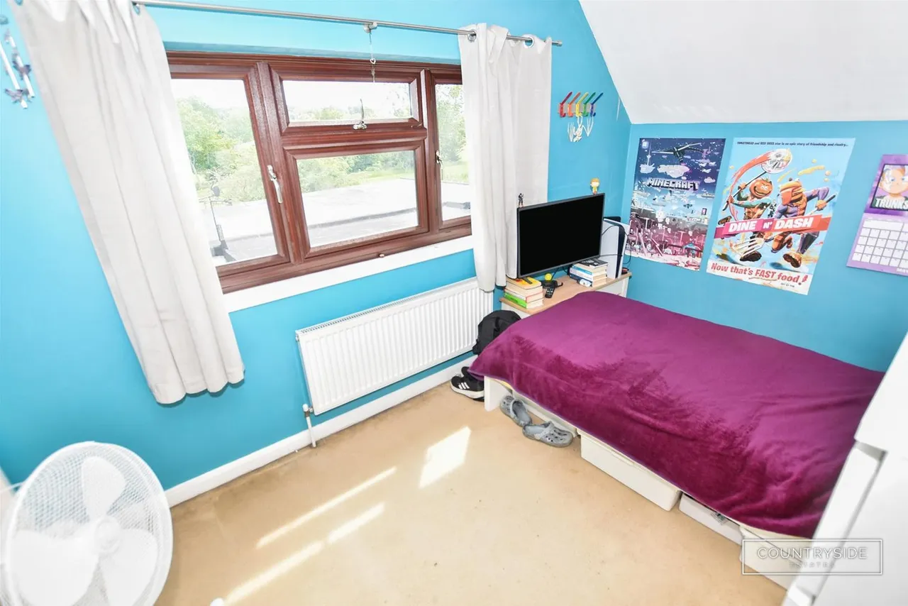 Boyce View Drive, Benfleet, photo 15