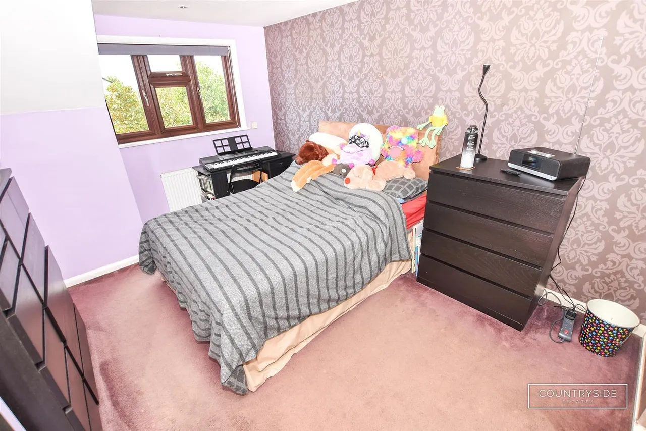 Boyce View Drive, Benfleet, photo 14