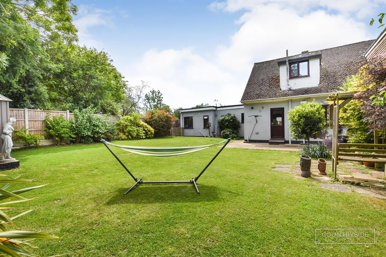Boyce View Drive, Benfleet, photo 19