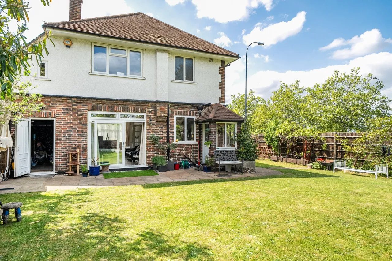 Woodyates Road, SE12, photo 20