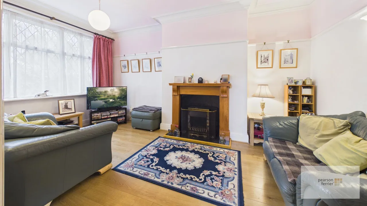 Queens Drive, Sedgley Park, Prestwich, Manchester, M25 0LB, photo 2