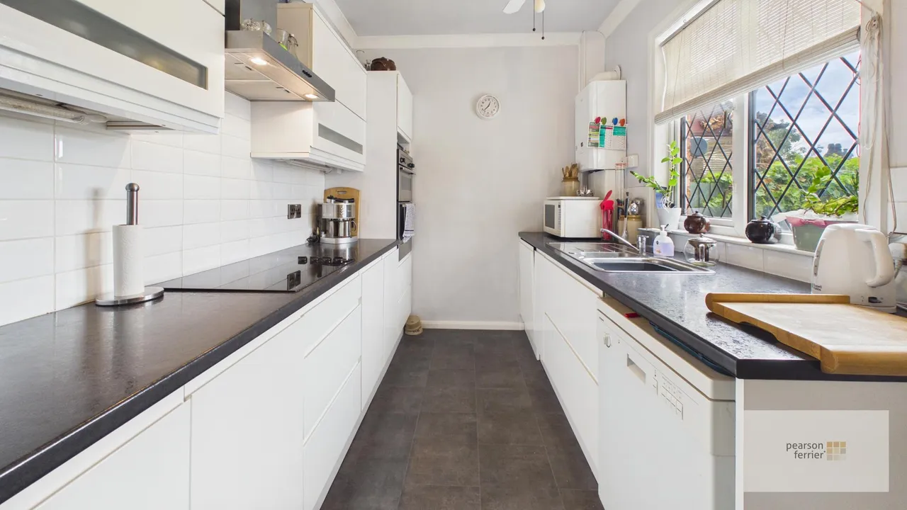 Queens Drive, Sedgley Park, Prestwich, Manchester, M25 0LB, photo 10