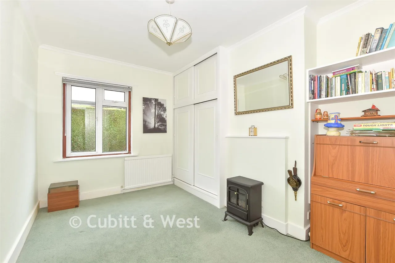 Crawley Down Road, Felbridge, RH19, photo 9