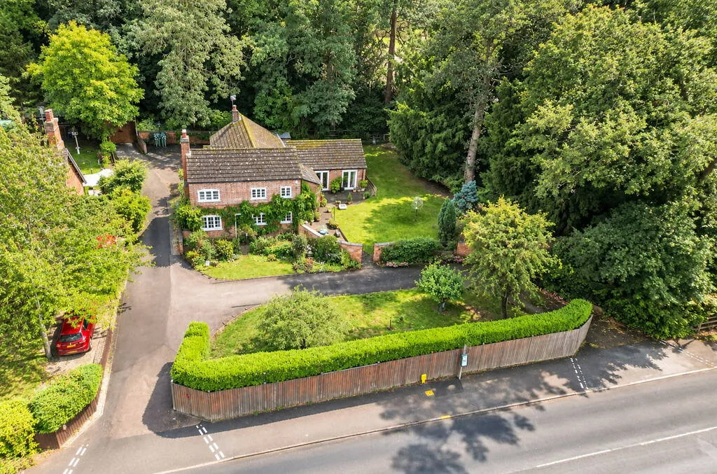 Rugby Road, Dunchurch, CV22, photo 2