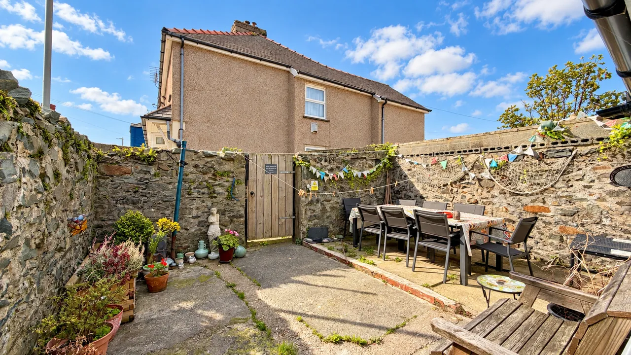 Marine Road, Barmouth, LL42, photo 4