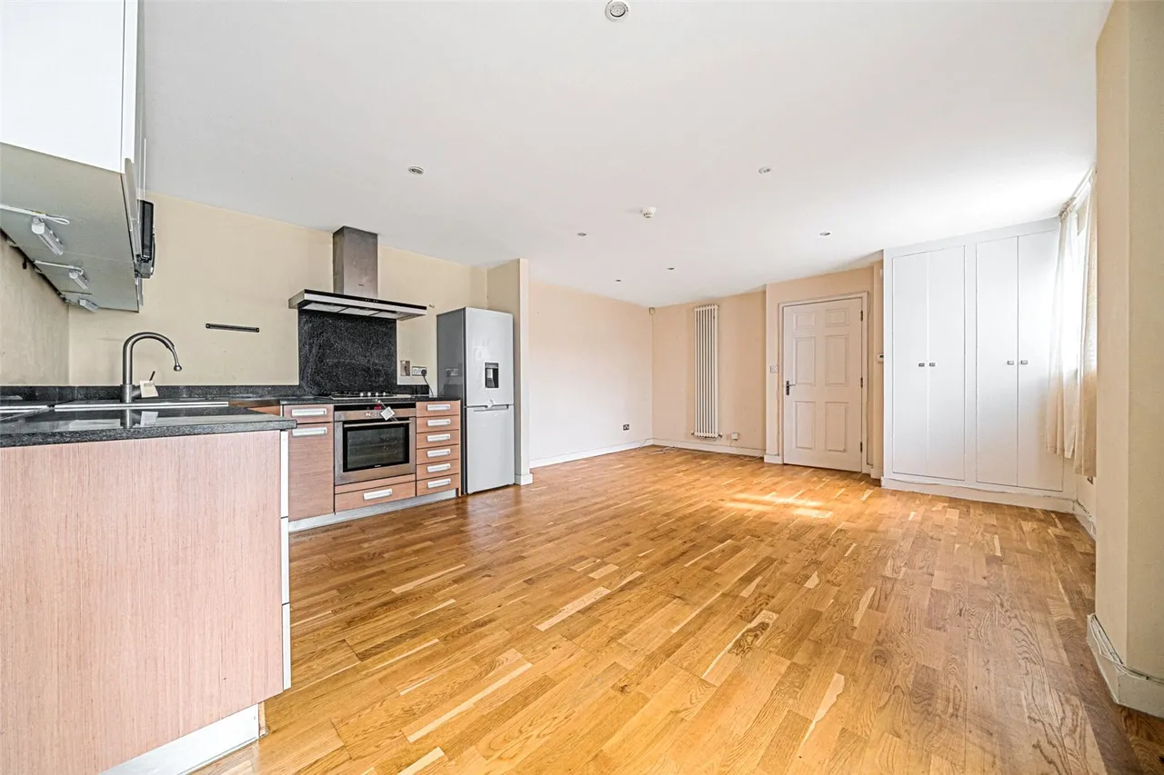 Woolwich Road, SE10, photo 4