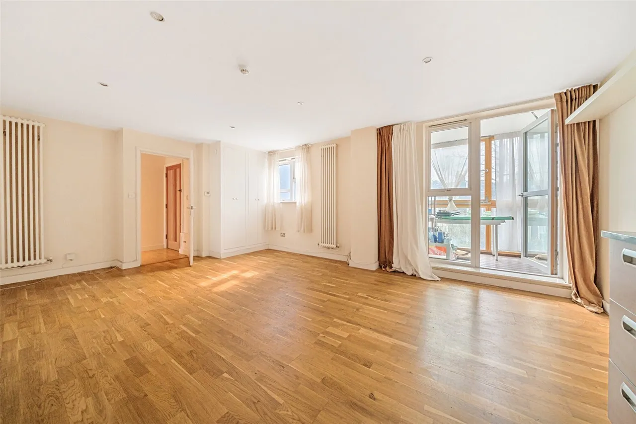 Woolwich Road, SE10, photo 11