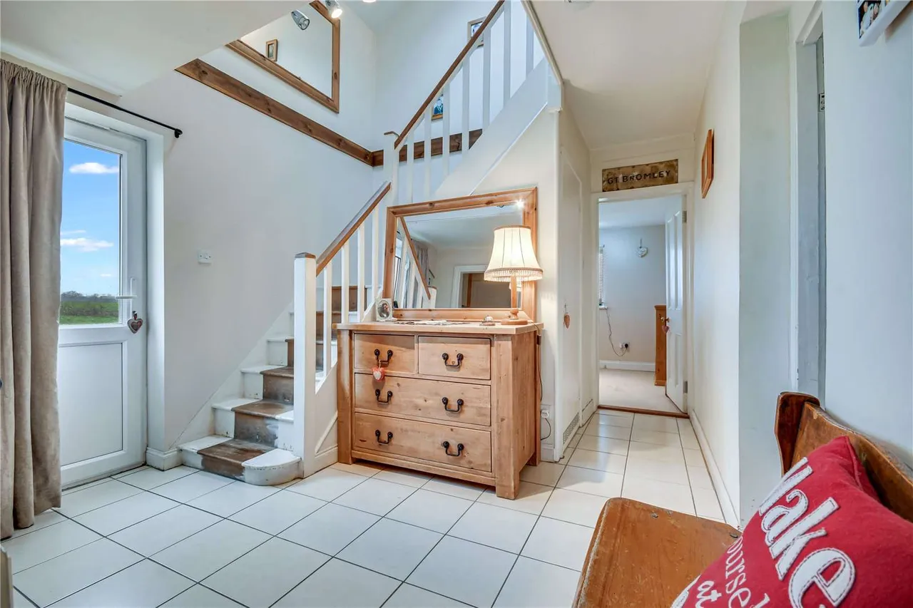 Hilliards Road, Great Bromley, Colchester, CO7 7UT, photo 12