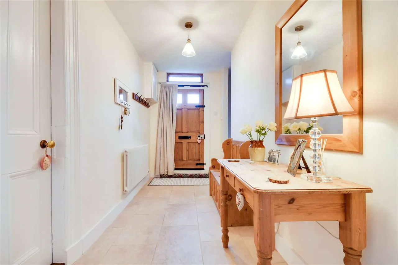 Hilliards Road, Great Bromley, Colchester, CO7 7UT, photo 4