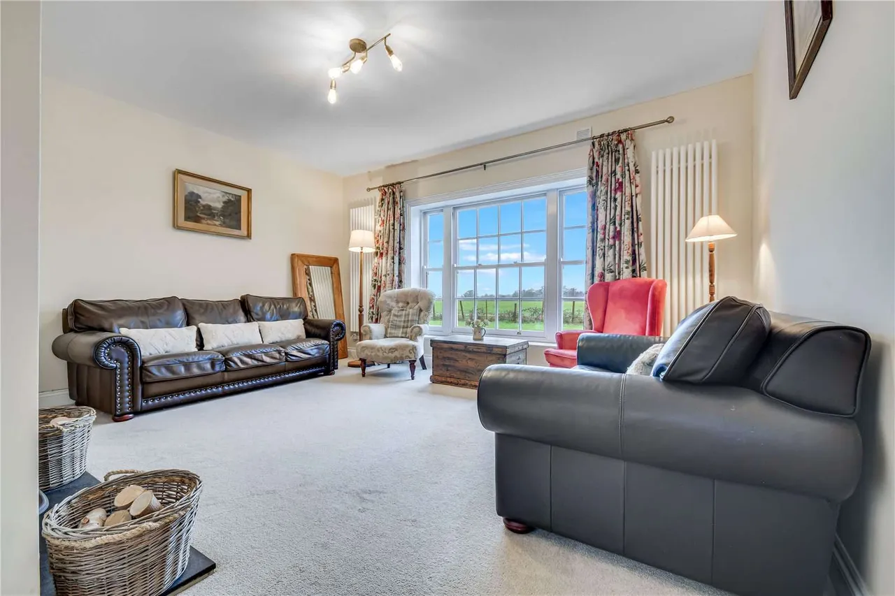 Hilliards Road, Great Bromley, Colchester, CO7 7UT, photo 7