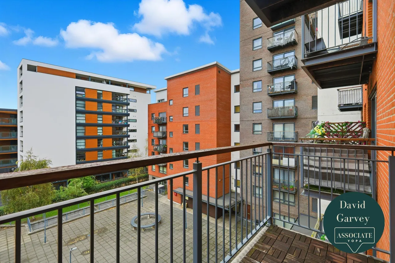 Cam Road, Stratford, E15, photo 4