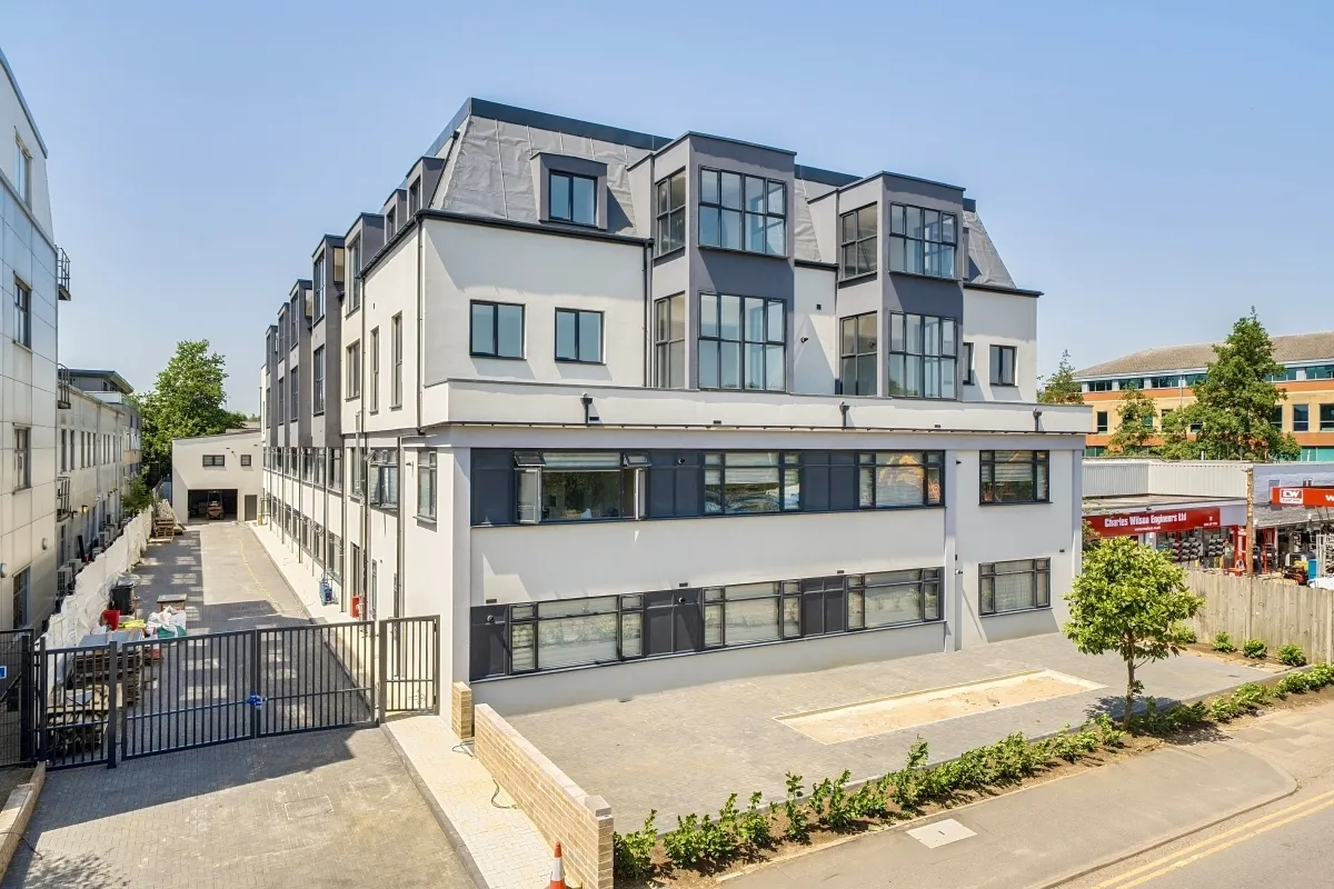 2 bed flat to rent — Sterling Way Borehamwood WD6