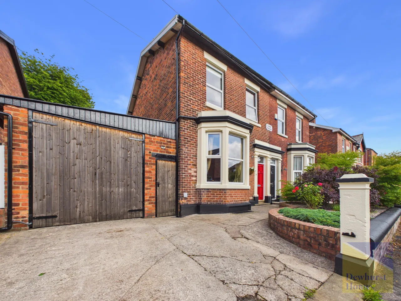 4 bed house for sale — Victoria Parade, Ashton, Lancashire, PR2 1DS