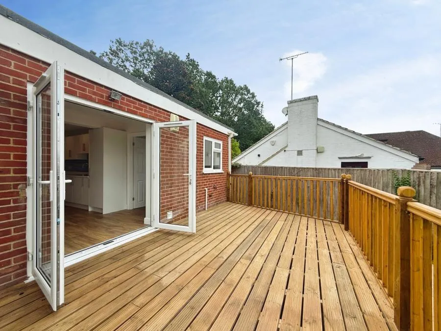 Old Wokingham Road, Crowthorne, RG45, photo 24
