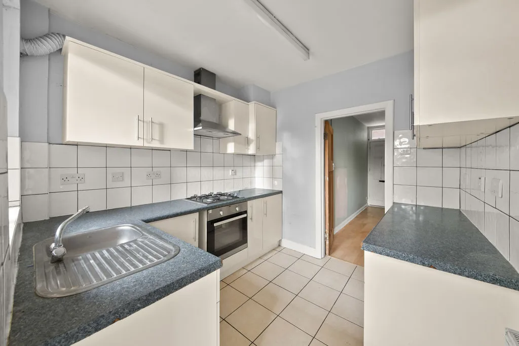 Reading Road, Northolt, UB5, photo 3