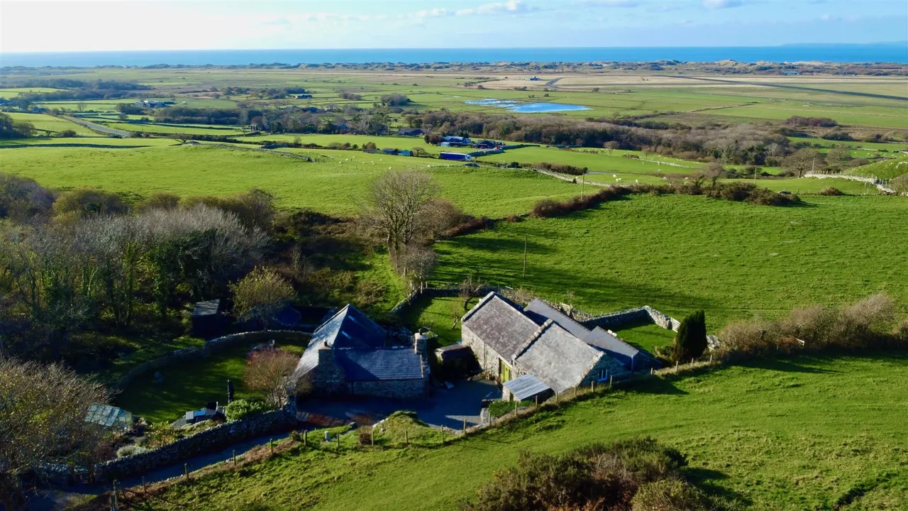 Gilfach Goch, Llanbedr, LL45, photo 23