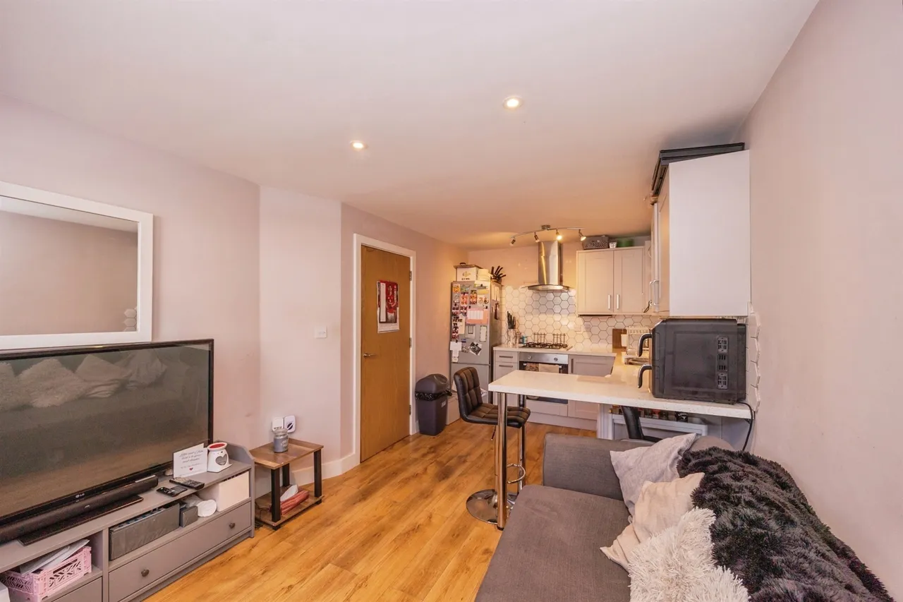 Sandringham Road, Portsmouth, photo 5