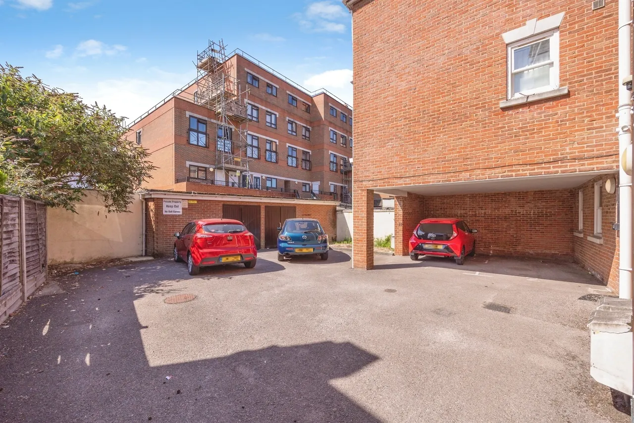 Sandringham Road, Portsmouth, photo 10