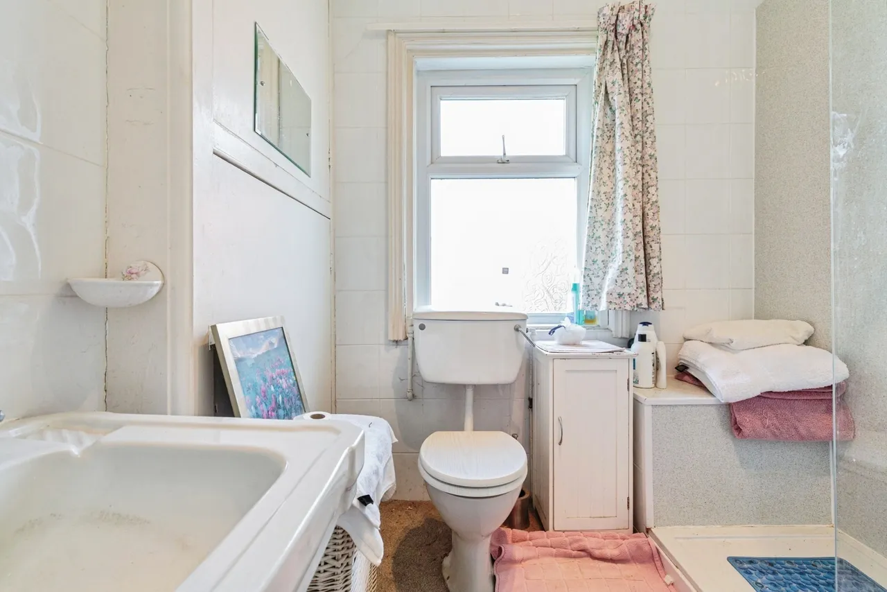 Victoria Road, Lytham St. Annes, FY8, photo 10