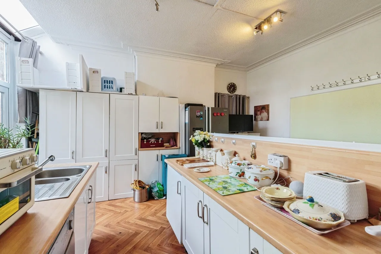 Victoria Road, Lytham St. Annes, FY8, photo 3