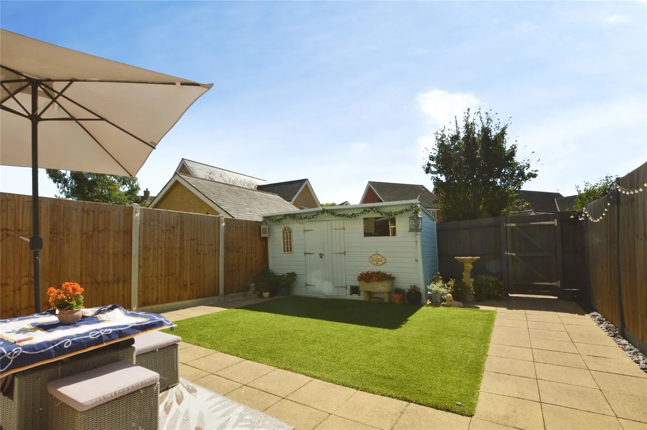 School Avenue, Basildon, Essex, SS15, photo 12