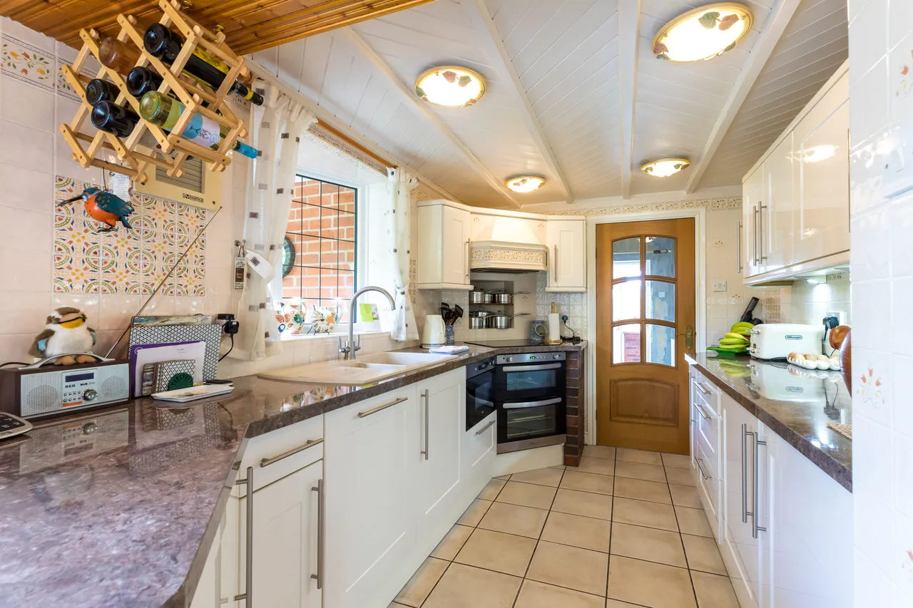 Tennyson Drive, Billinge, WN5, photo 17