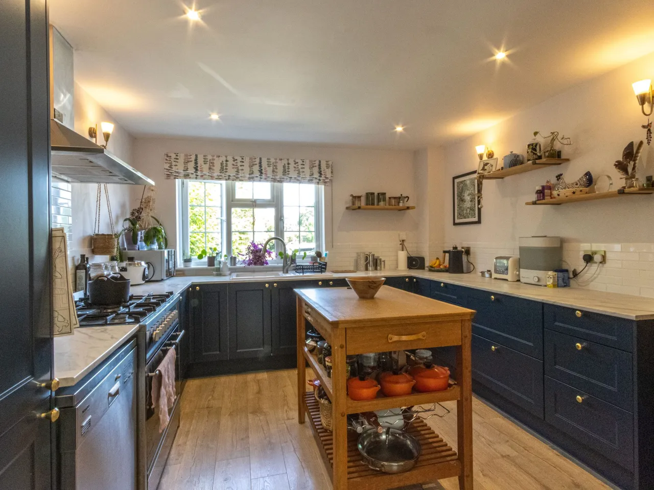 Mitchell Avenue, Hartley Wintney, Hook, RG27 8HF, photo 2