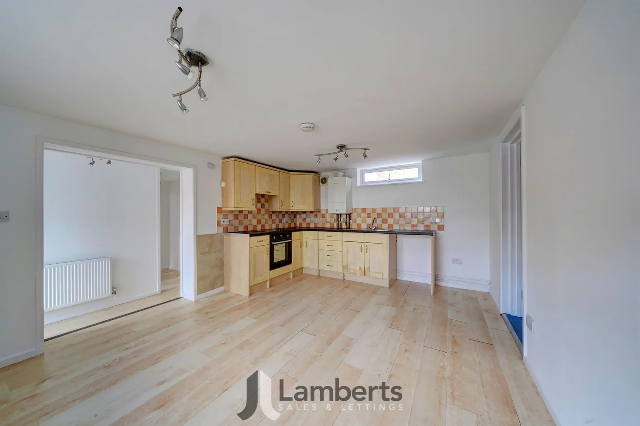1 School Road, Evesham, photo 8