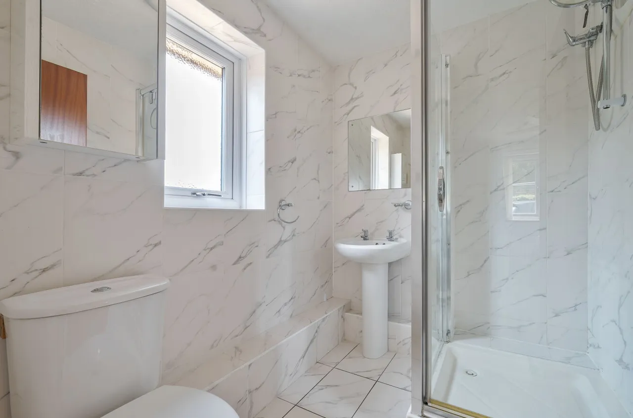 Furzehall Avenue, Fareham, PO16, photo 6