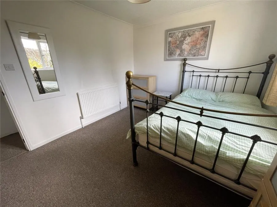 Bridport Close, Lower Earley, RG6, photo 9