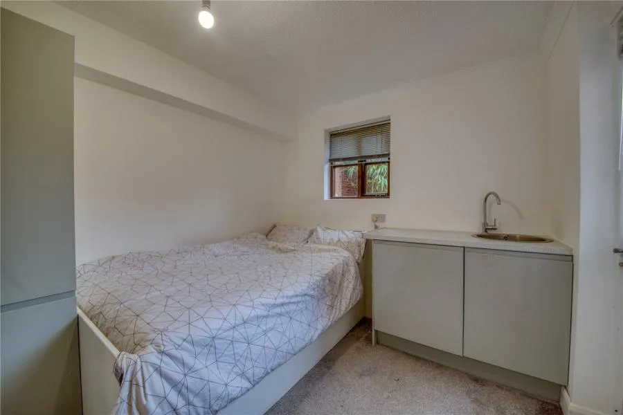 Bridport Close, Lower Earley, RG6, photo 6