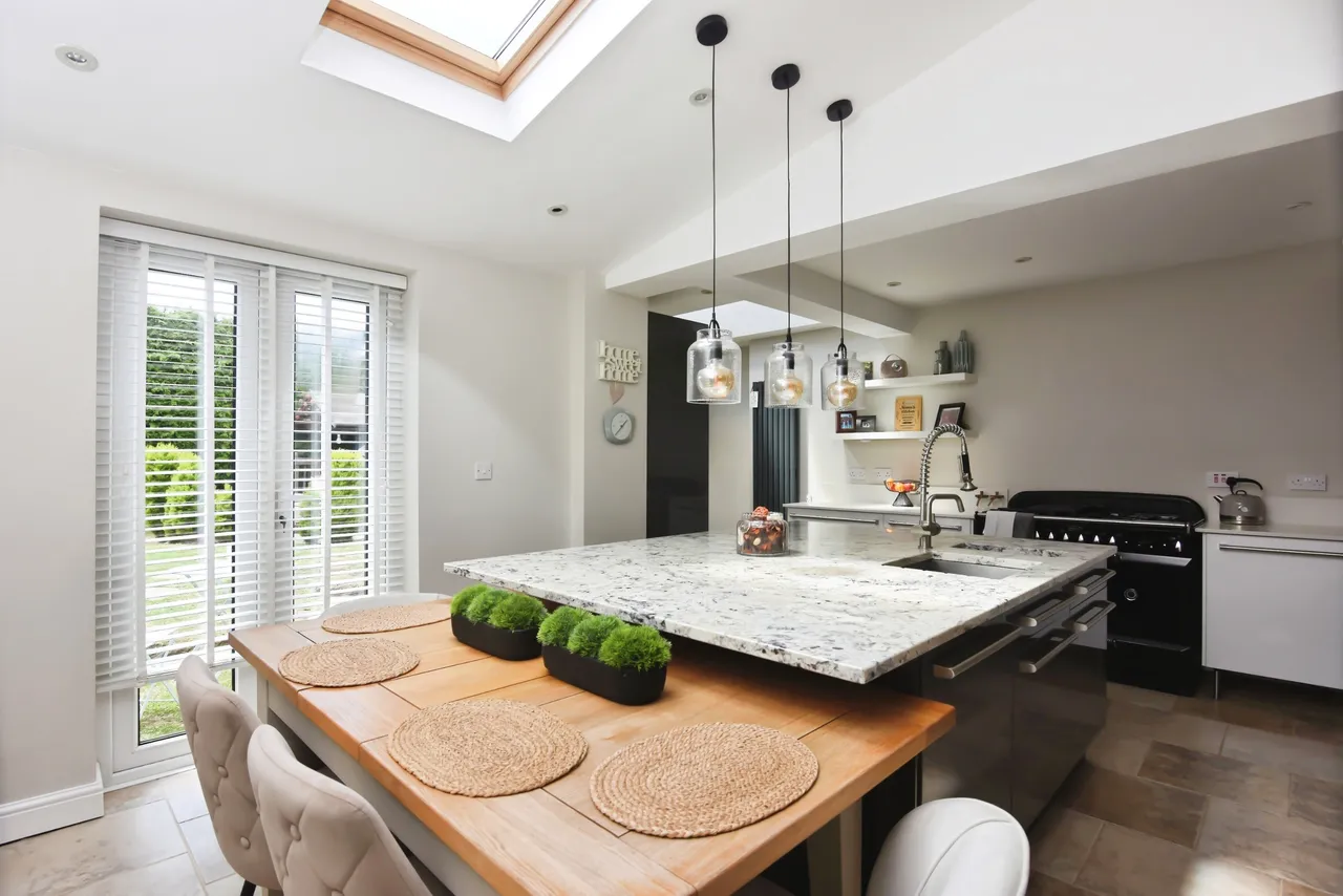 4 bed house for sale, Penyghent Avenue, York, YO31
