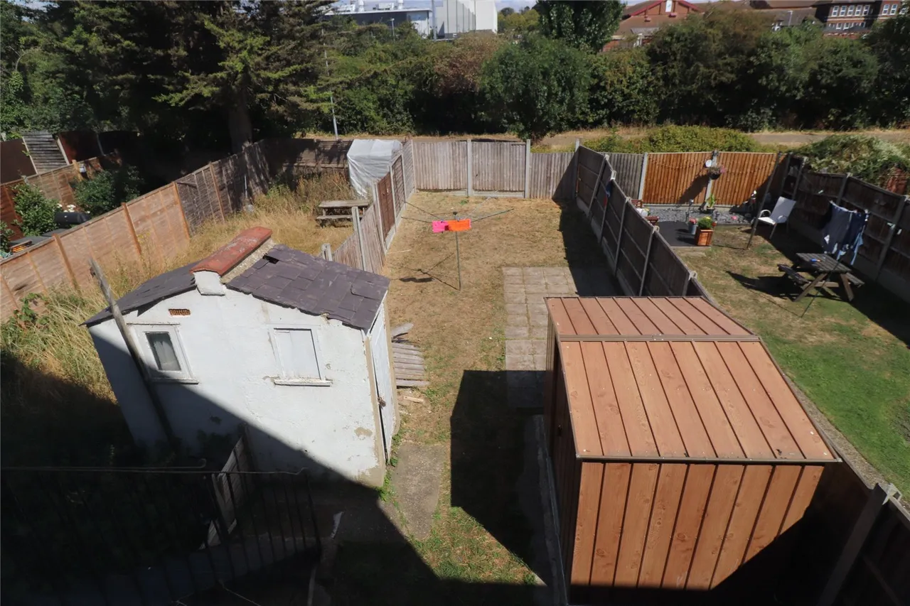 Fairfax Drive, Westcliff-on-Sea, Essex, SS0, photo 5