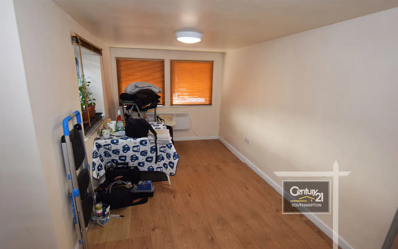 Bevois Valley Road, Southampton, SO14, photo 5