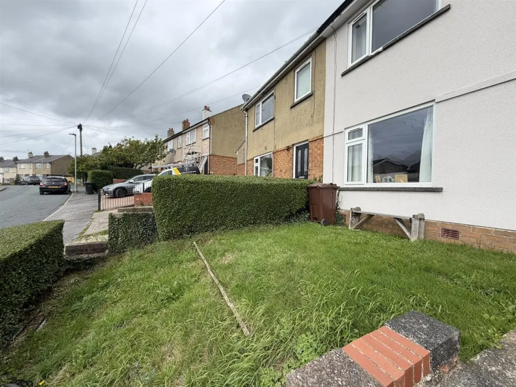 Windsor Crescent, Oakworth, BD22, photo 12