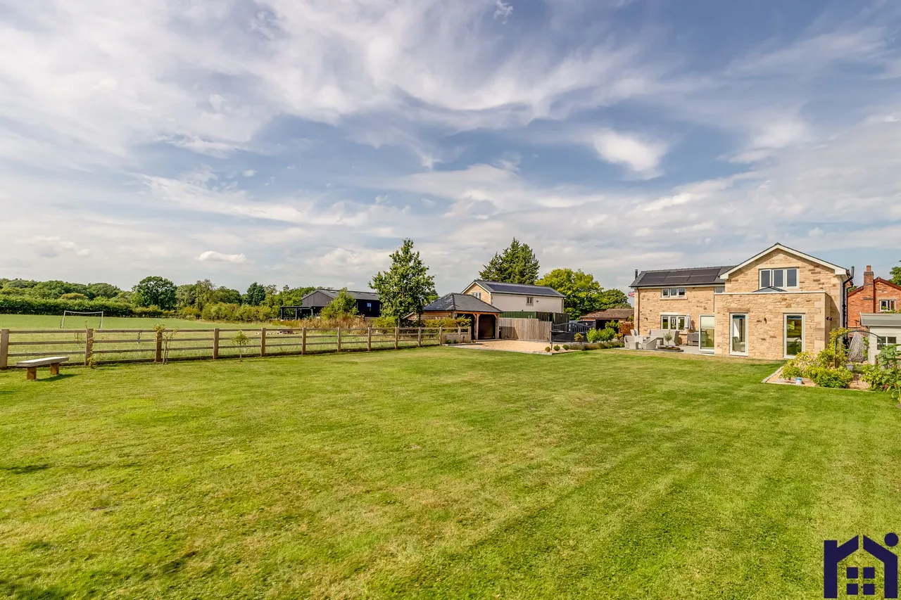 Greystone Cottage, Lydiate Lane, Eccleston, Chorley, PR7 6LX, photo 44