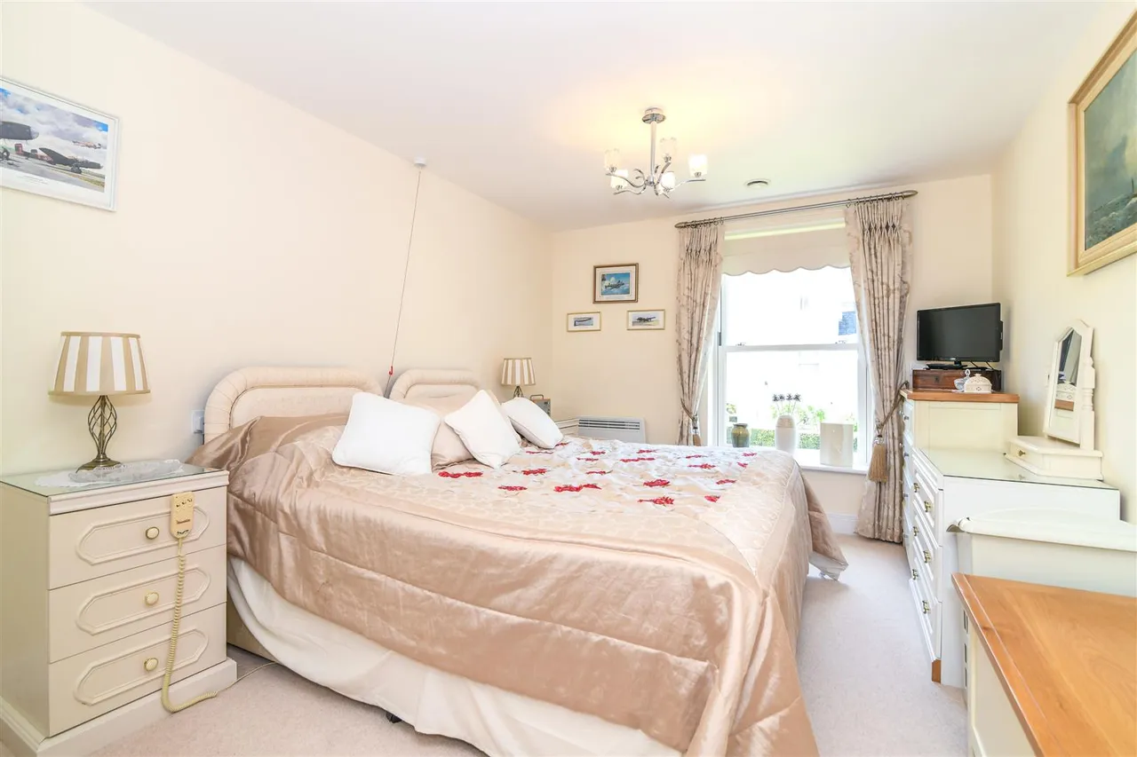 Victoria Road, Malvern, WR14, photo 6